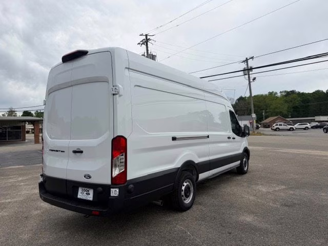 2026 Oxford White Ford Transit-350 Cargo Base RWD Van