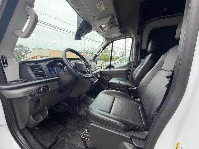 2026 Oxford White Ford Transit-350 Cargo Base RWD Van
