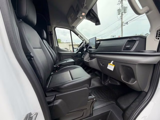 2026 Oxford White Ford Transit-350 Cargo Base RWD Van