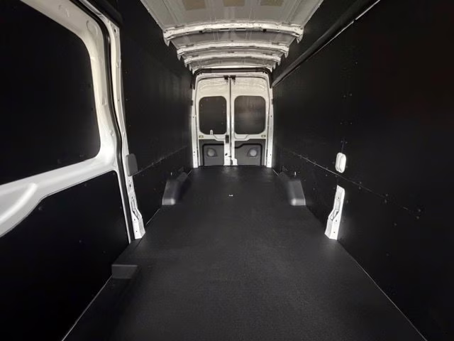 2026 Oxford White Ford Transit-350 Cargo Base RWD Van