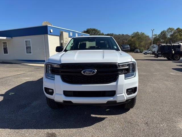 2025 Oxford White Ford Ranger XL RWD Truck