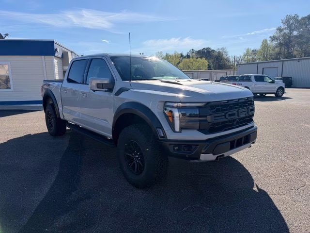 2026 Avalanche Ford F-150 Raptor 4X4 Truck