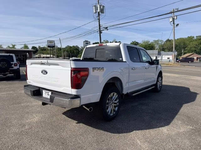 2026 Oxford White Ford F-150 XLT 4X4 Truck