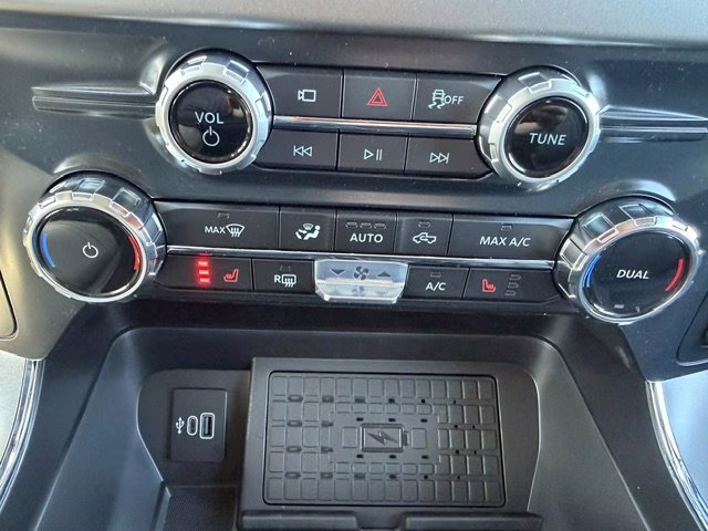 2026 Oxford White Ford F-150 XLT 4X4 Truck