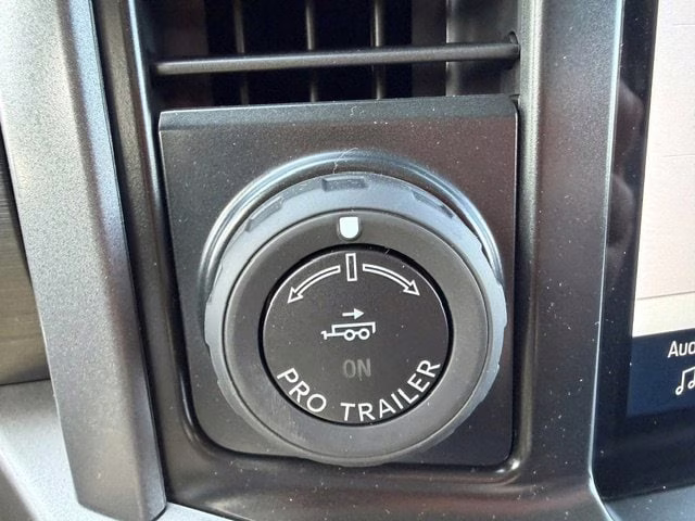 2026 Oxford White Ford F-150 XLT 4X4 Truck