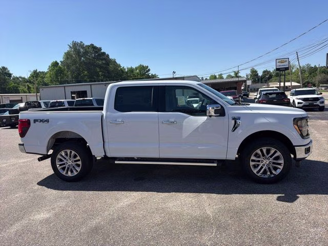 2026 Oxford White Ford F-150 XLT 4X4 Truck