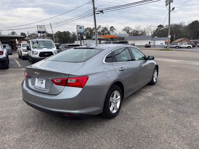 2024 Sterling Gray Chevrolet Malibu 1LT FWD Sedan