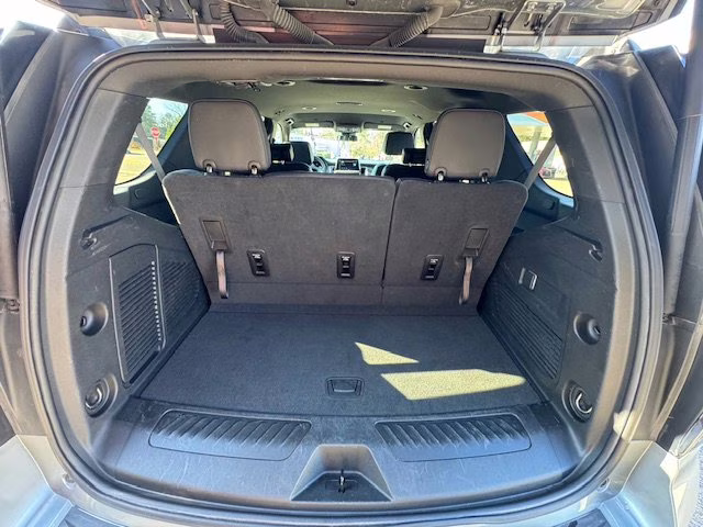 2024 Sterling Gray Metallic Chevrolet Tahoe LT RWD SUV