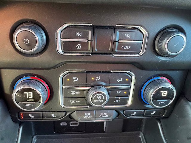 2024 Sterling Gray Metallic Chevrolet Tahoe LT RWD SUV