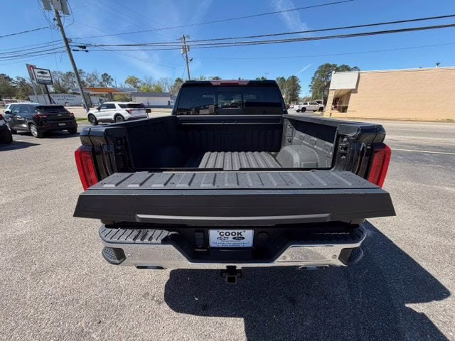 2024 Onyx Black GMC Sierra 1500 SLT 4X4 Truck