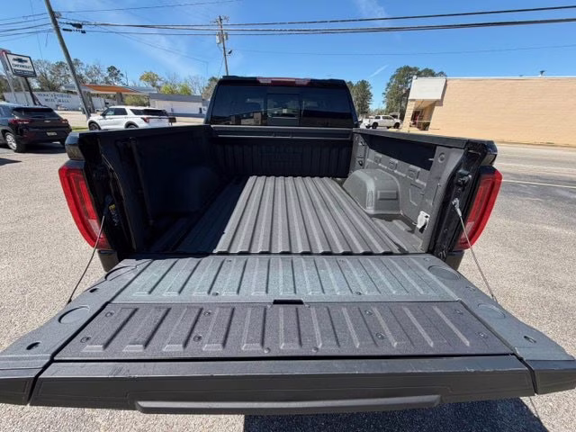 2024 Onyx Black GMC Sierra 1500 SLT 4X4 Truck