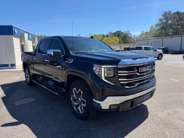 2024 Onyx Black GMC Sierra 1500 SLT 4X4 Truck