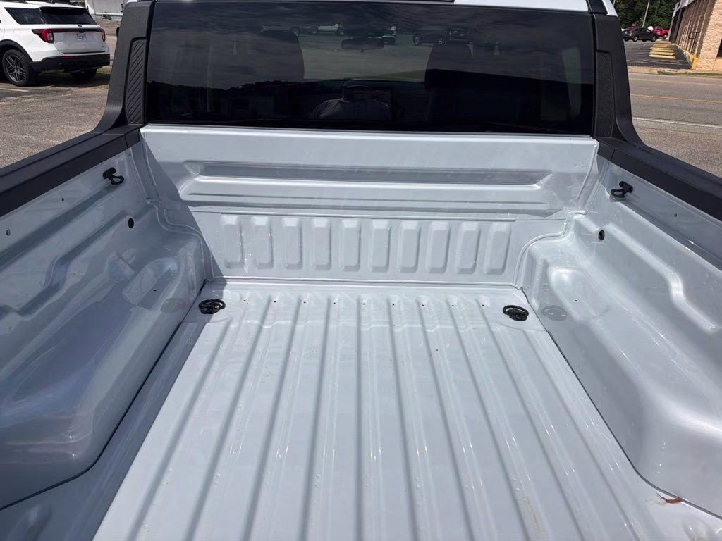 2026 Space White Metallic Ford Maverick XLT AWD Truck
