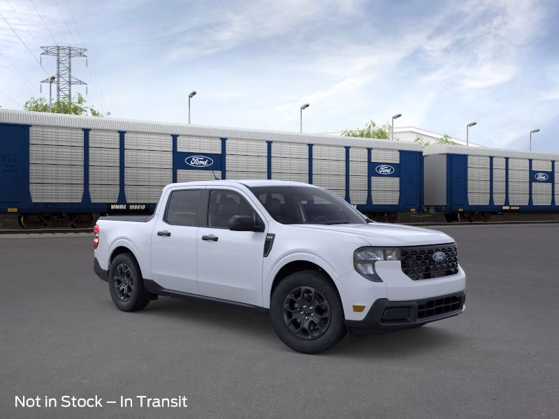 2026 Space White Metallic Ford Maverick XLT AWD Truck