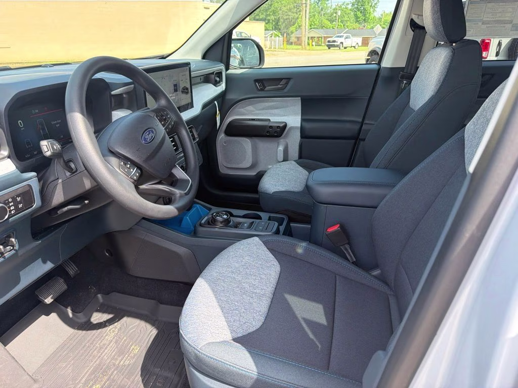 2026 Space White Metallic Ford Maverick XLT AWD Truck