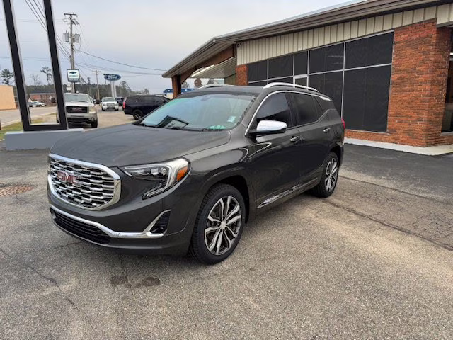 2020 Graphite Gray Metallic GMC Terrain Denali FWD SUV