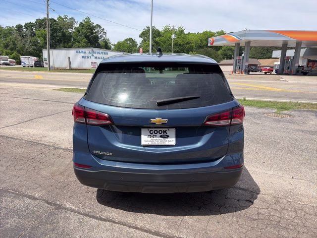 2024 Lakeshore Blue Metallic Chevrolet Equinox LS FWD SUV
