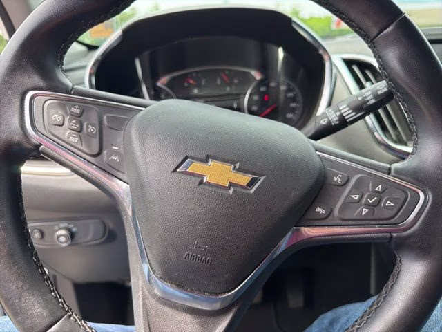 2024 Summit White Chevrolet Equinox LT FWD SUV