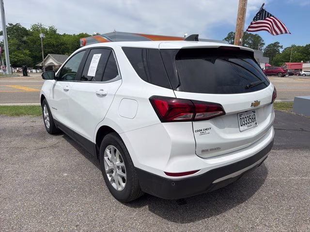 2024 Summit White Chevrolet Equinox LT FWD SUV