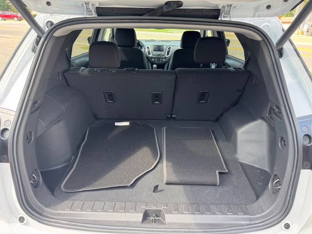 2024 Summit White Chevrolet Equinox LT FWD SUV