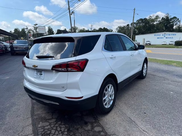 2024 Summit White Chevrolet Equinox LT FWD SUV