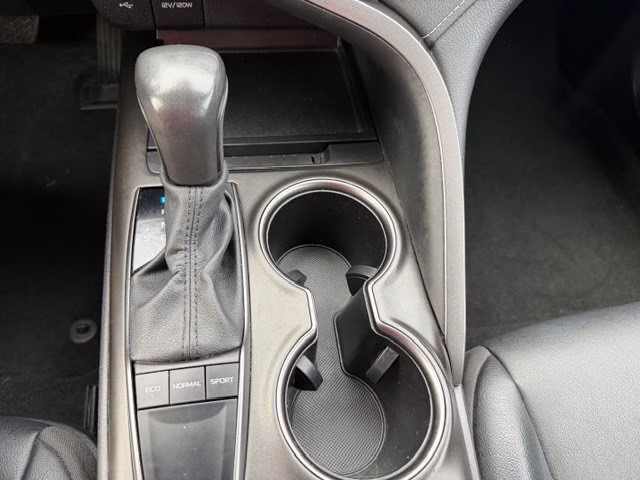2024 Blue Toyota Camry SE FWD Sedan
