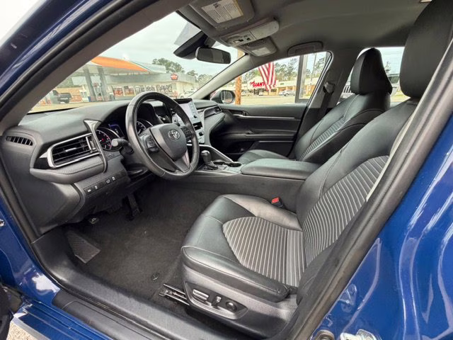 2024 Blue Toyota Camry SE FWD Sedan