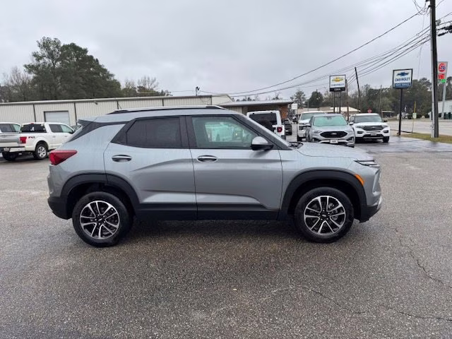 2024 Sterling Gray Chevrolet Trailblazer LT AWD SUV