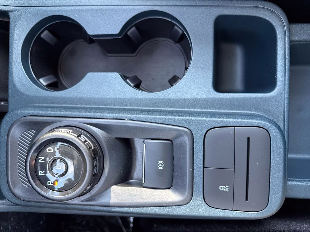 2026 Oxford White Ford Maverick XL FWD Truck