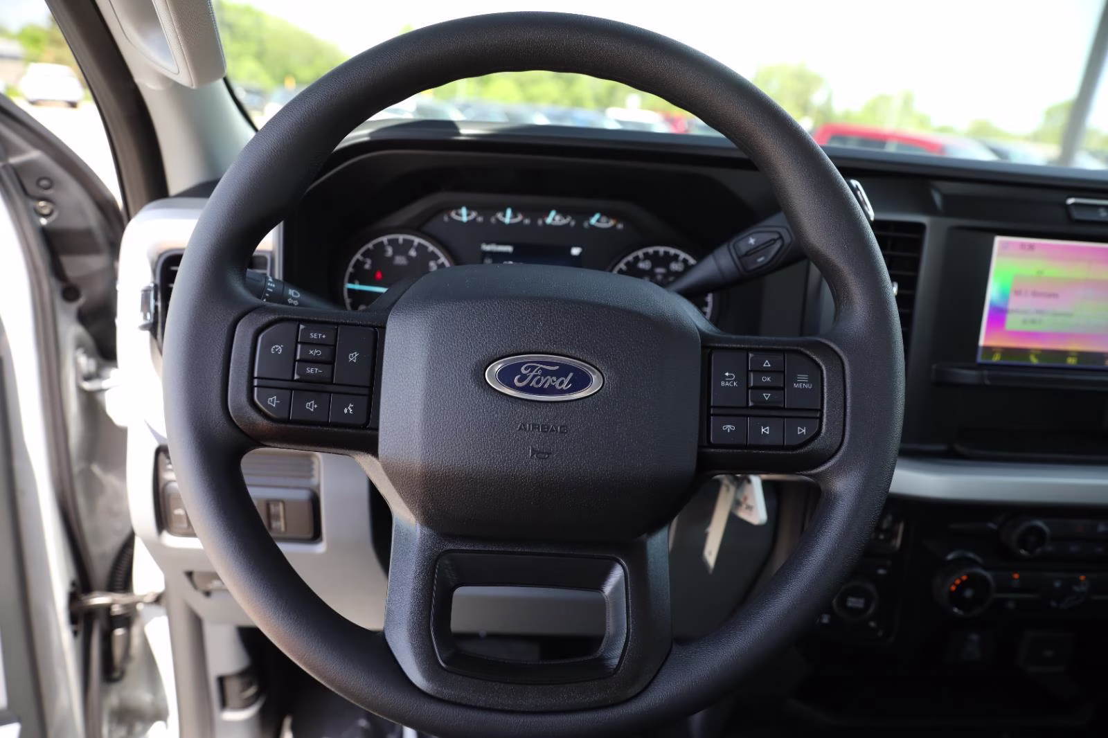2026 Avalanche Ford Super Duty F-350 SRW XL 4X4 Truck