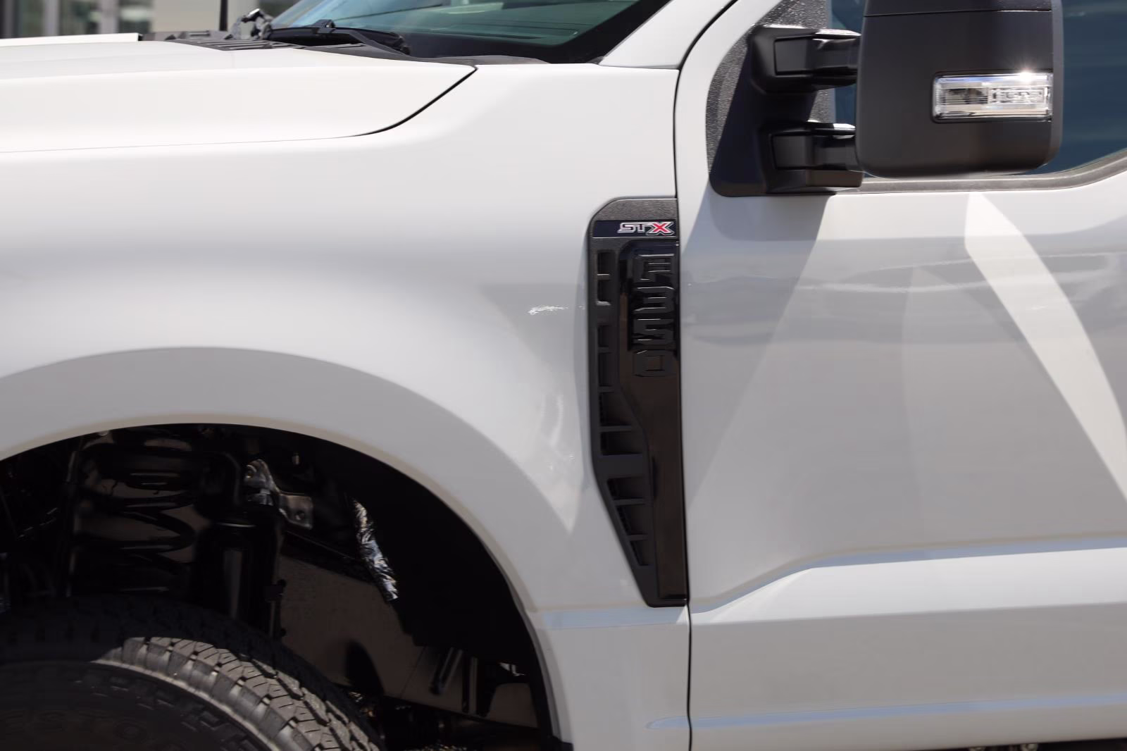 2026 Avalanche Ford Super Duty F-350 SRW XL 4X4 Truck