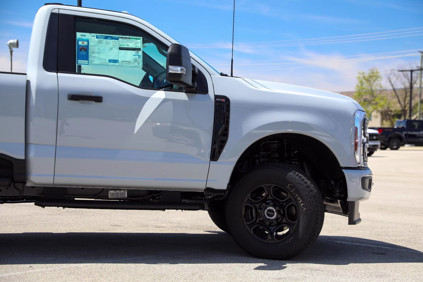 2026 Avalanche Ford Super Duty F-350 SRW XL 4X4 Truck