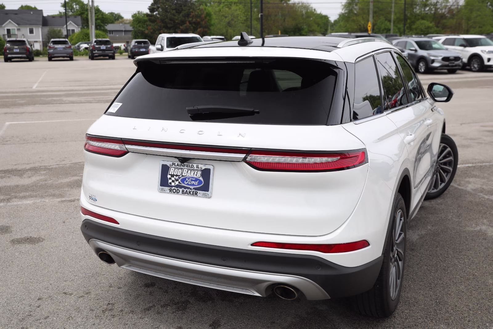 2023 Pristine White Metallic Tri-Coat Lincoln Corsair Reserve AWD SUV