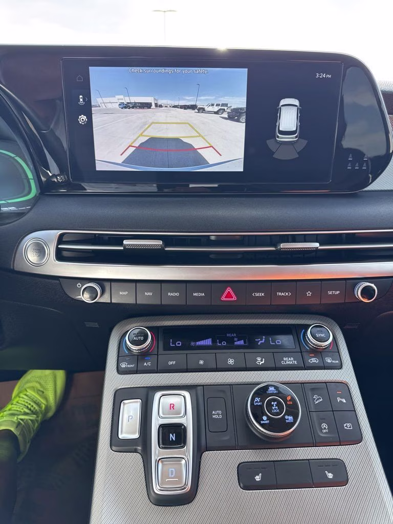 2025 Typhoon Silver Hyundai Palisade SEL AWD SUV