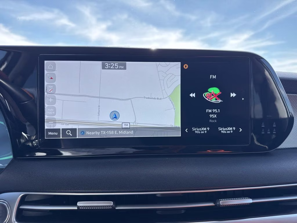 2025 Typhoon Silver Hyundai Palisade SEL AWD SUV