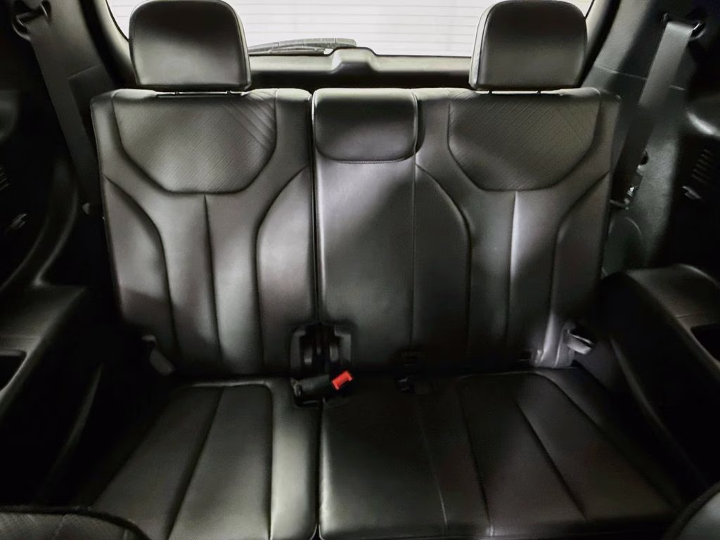 2025 Typhoon Silver Hyundai Palisade SEL AWD SUV