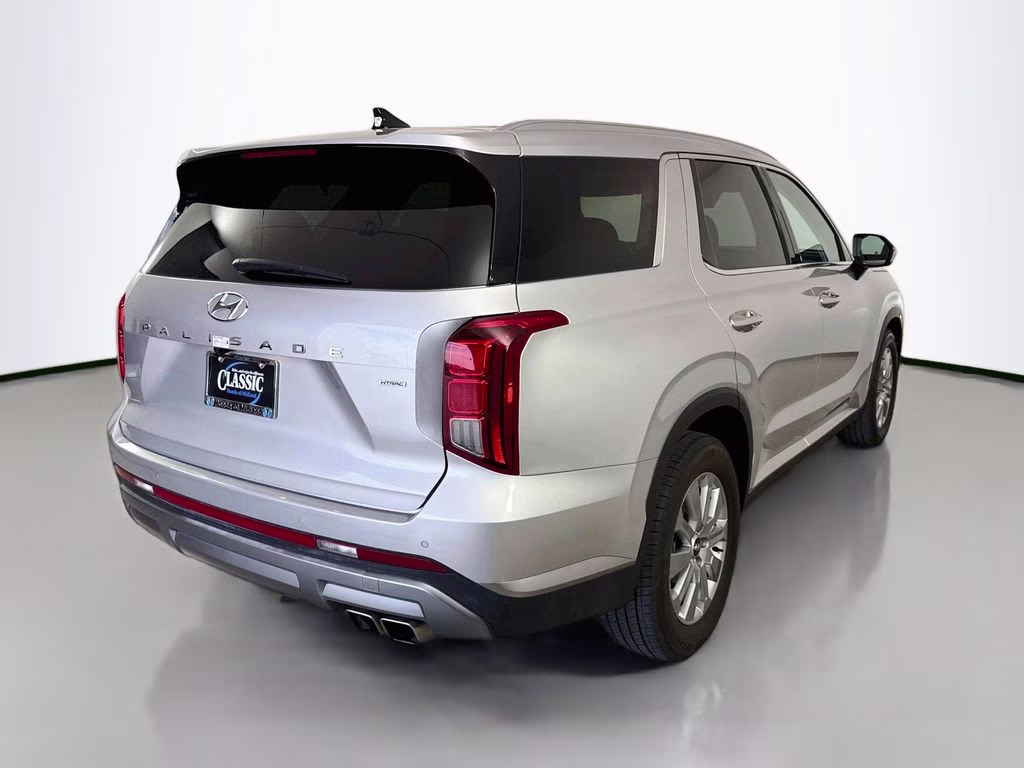 2025 Typhoon Silver Hyundai Palisade SEL AWD SUV