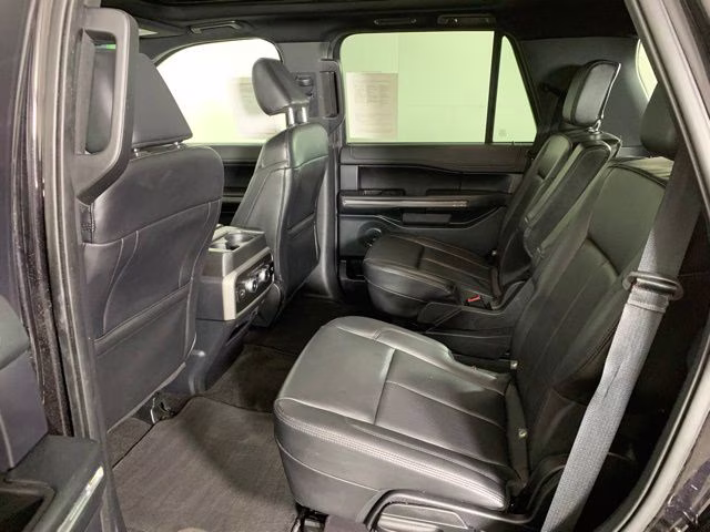 2021 Agate Black Metallic Ford Expedition XLT 4X4 SUV