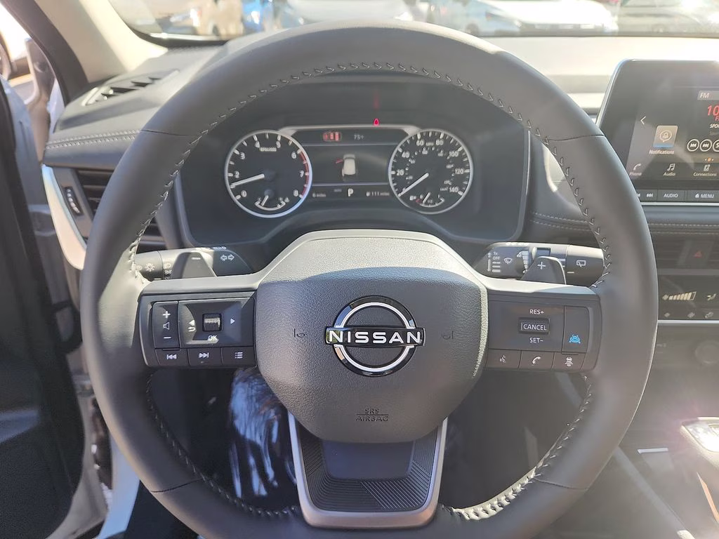 2026 Everest White Pearl Tricoat Nissan Rogue Dark Armor AWD SUV
