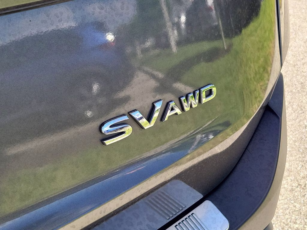 2022 Gun Metallic Nissan Rogue SV AWD SUV
