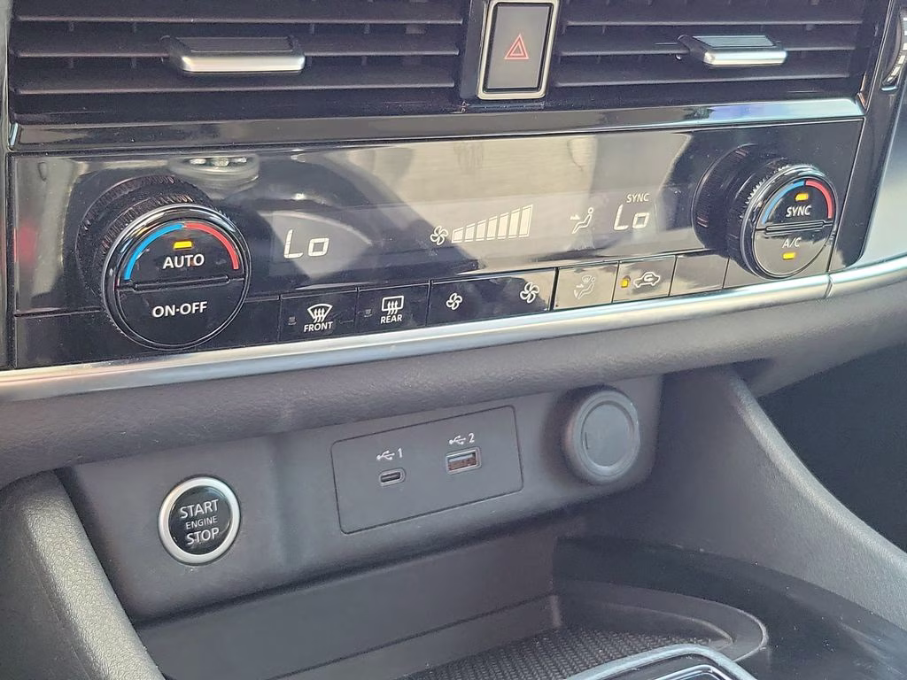2022 Gun Metallic Nissan Rogue SV AWD SUV