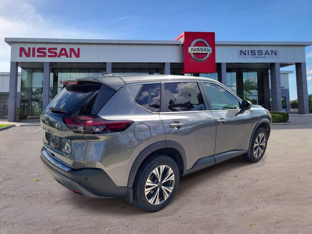 2022 Gun Metallic Nissan Rogue SV AWD SUV