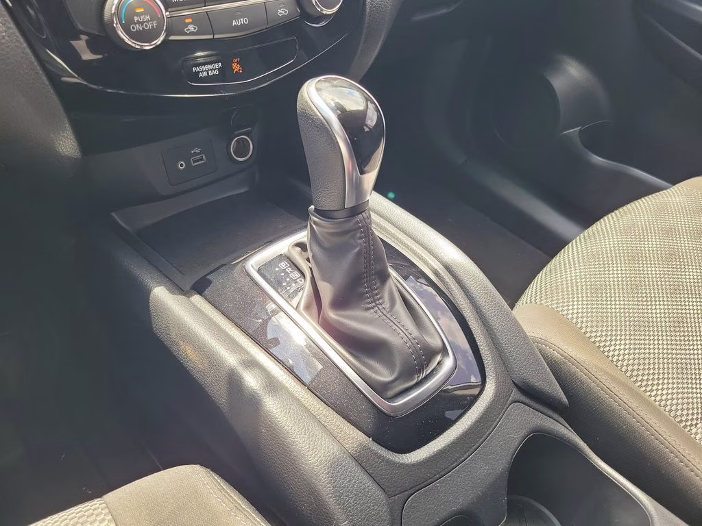 2022 Brilliant Silver Metallic Nissan Rogue Sport SV FWD SUV