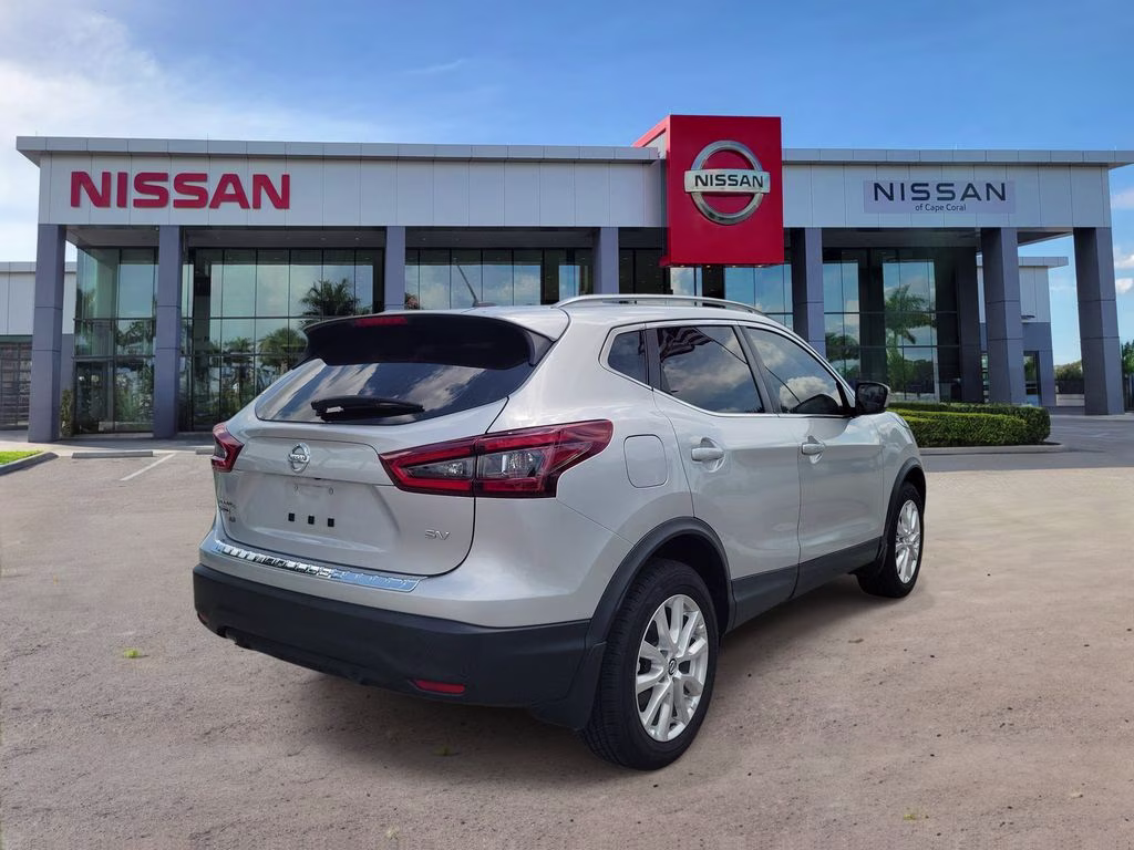 2022 Brilliant Silver Metallic Nissan Rogue Sport SV FWD SUV