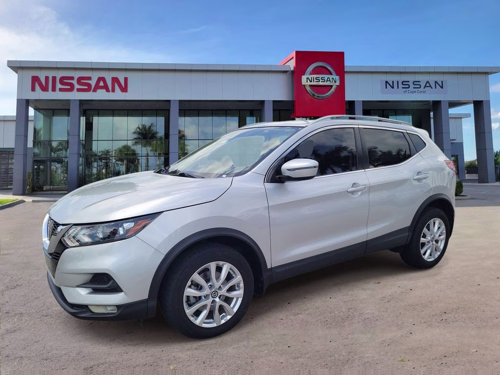 2022 Brilliant Silver Metallic Nissan Rogue Sport SV FWD SUV