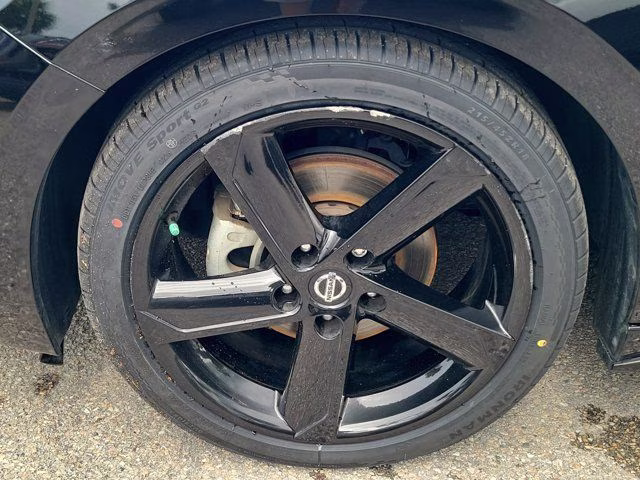 2023 Super Black Nissan Sentra SR FWD Sedan
