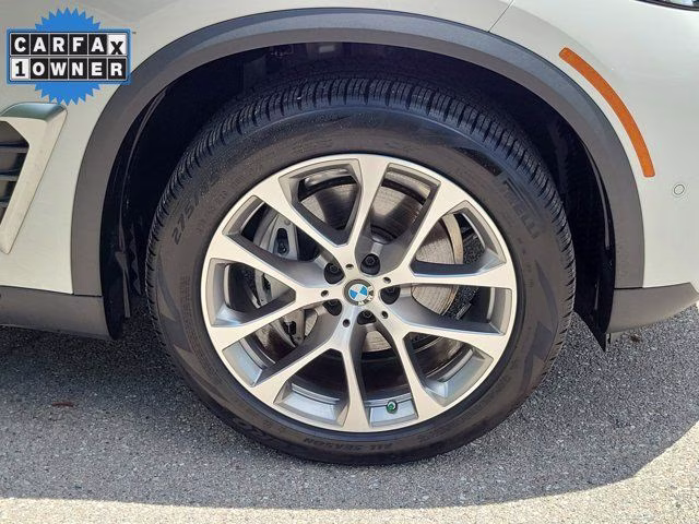 2025 Alpine White BMW X5 sDrive40i RWD SUV