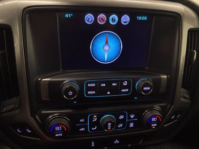 2017 Graphite Metallic Chevrolet Silverado 1500 LT 4X4 Truck