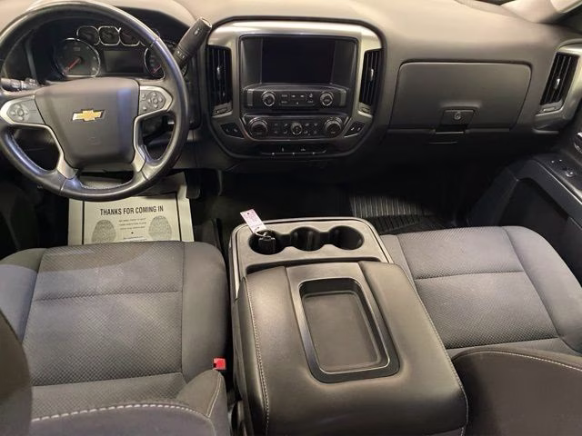 2017 Graphite Metallic Chevrolet Silverado 1500 LT 4X4 Truck