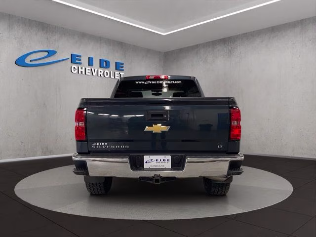 2017 Graphite Metallic Chevrolet Silverado 1500 LT 4X4 Truck